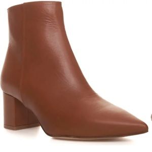 NWOB L’Agence Jeanne II Bootie in Luggage Brown - Euro 38.5